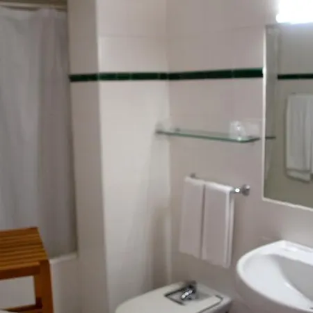 El Jisu 3* 카말레노