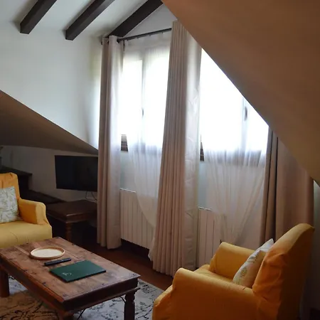 El Jisu Hotel