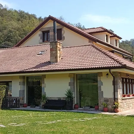 El Jisu Hotel Camaleño