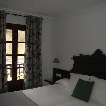 Hotel El Jisu Camaleño