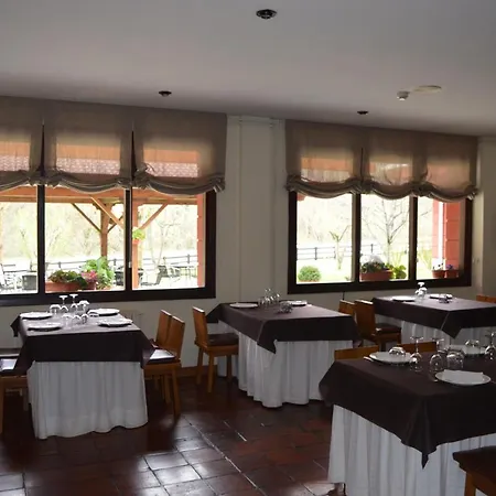 El Jisu 3* Camaleño