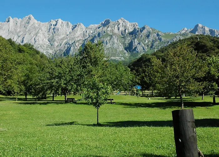 El Jisu מלון Camaleño