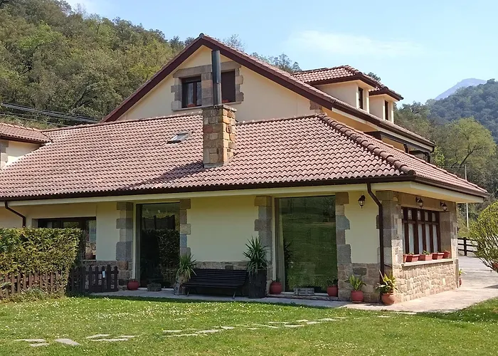 El Jisu Hotel Camaleño