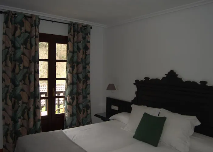 Hotel El Jisu Camaleño